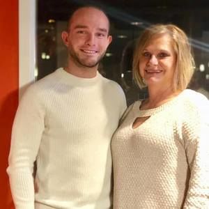 Meet your Posher, Hunter